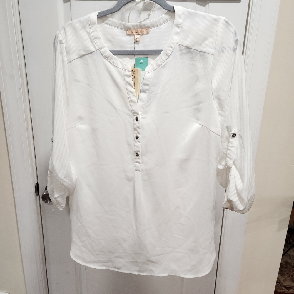 Stitch Fix Skies are blue, new white blouse size large